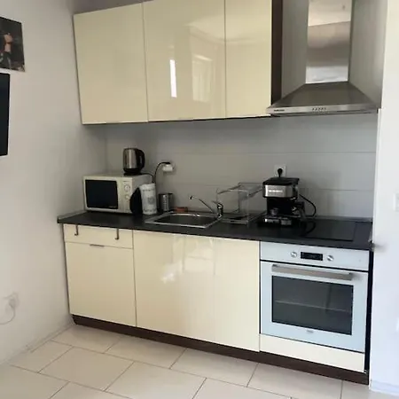 Cosy Next To The Mall דירה סופיה