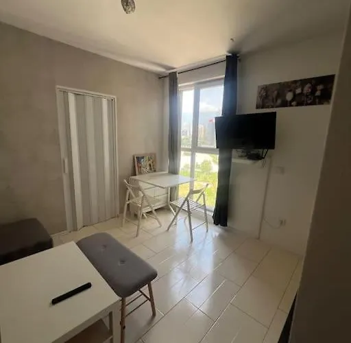 Apartament Cosy Next To The Mall